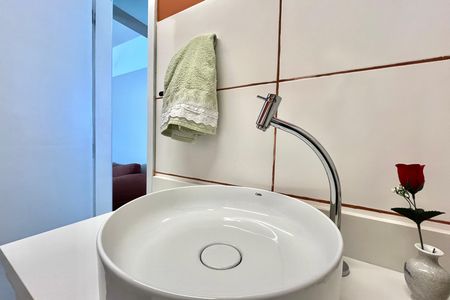 Apartamento à venda com 68m², 3 quartos e 2 vagasBanheiro