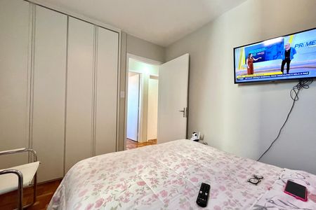 Apartamento à venda com 68m², 3 quartos e 2 vagasQuarto 2