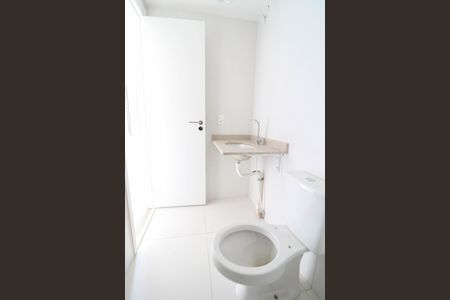 Banheiro de kitnet/studio à venda com 1 quarto, 22m² em Campo Belo, São Paulo