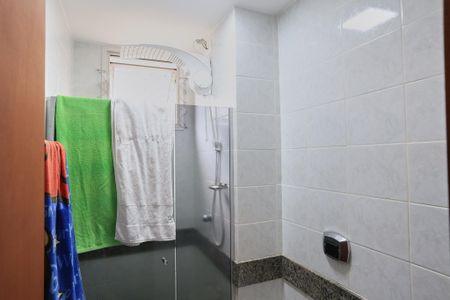 Apartamento à venda com 100m², 4 quartos e 2 vagasBanheiro