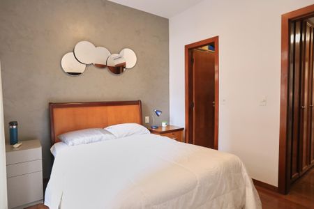 Apartamento à venda com 100m², 4 quartos e 2 vagasSuíte