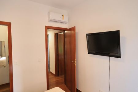 Apartamento à venda com 100m², 4 quartos e 2 vagasSuíte