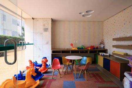 Apartamento à venda com 100m², 4 quartos e 2 vagasBrinquedoteca