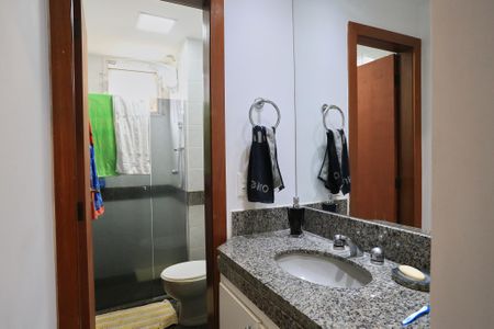 Apartamento à venda com 100m², 4 quartos e 2 vagasBanheiro