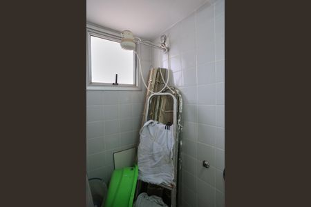 Apartamento à venda com 100m², 4 quartos e 2 vagasBanheiro de serviço
