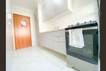 Apartamento à venda com 68m², 2 quartos e 1 vaga Apartamento à venda com 68m², 2 quartos e 1 vagaCozinha