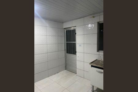 Cozinha de casa para alugar com 1 quarto, 40m² em Cidade Boa Vista, Suzano