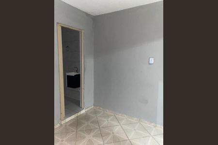 Quarto de casa para alugar com 1 quarto, 40m² em Cidade Boa Vista, Suzano