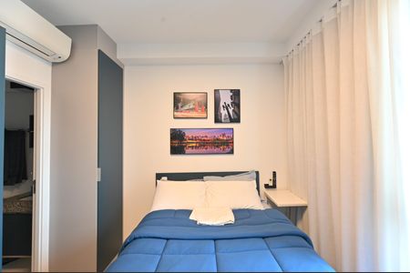 Studio para alugar com 28m², 1 quarto e sem vagaSala/Quarto