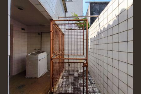 Casa para alugar com 500m², 4 quartos e 5 vagasÁrea de Serviço