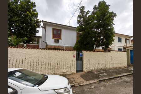 Casa para alugar com 500m², 4 quartos e 5 vagasFachada