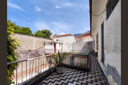 Casa para alugar com 500m², 4 quartos e 5 vagasVaranda