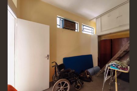 Casa para alugar com 500m², 4 quartos e 5 vagasQuarto de Serviço