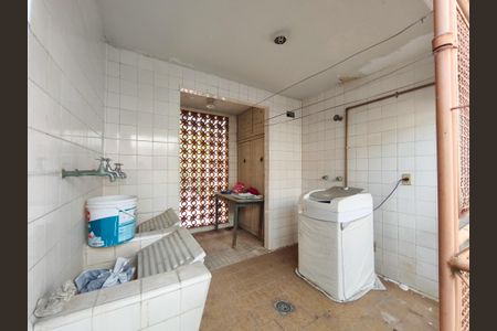 Casa para alugar com 500m², 4 quartos e 5 vagasÁrea de Serviço
