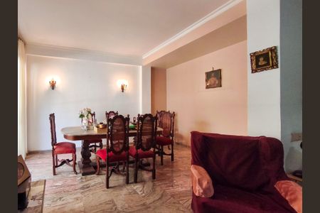 Sala de casa para alugar com 4 quartos, 500m² em Tijuca, Rio de Janeiro