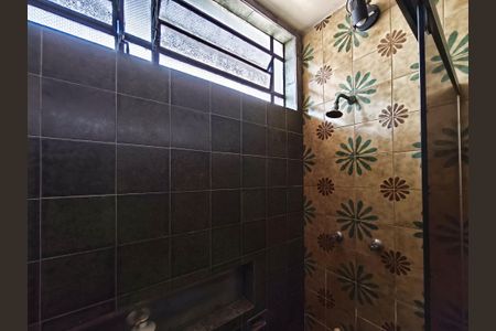 Casa para alugar com 500m², 4 quartos e 5 vagasBanheiro Corredor