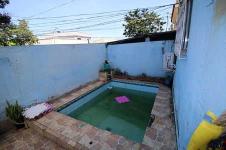 Casa para alugar com 100m², 2 quartos e sem vagaPiscina