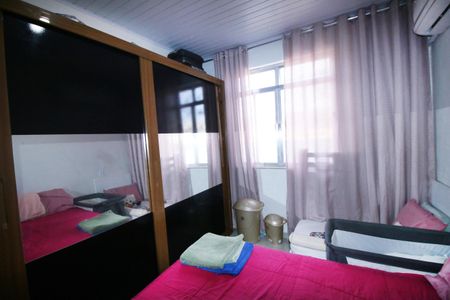 Quarto de casa à venda com 2 quartos, 100m² em Coelho Neto, Rio de Janeiro