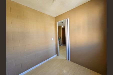 Quarto 2 de apartamento para alugar com 2 quartos, 39m² em Cristal, Porto Alegre