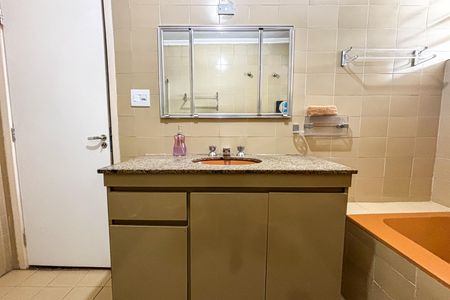 Apartamento à venda com 90m², 2 quartos e 1 vaga