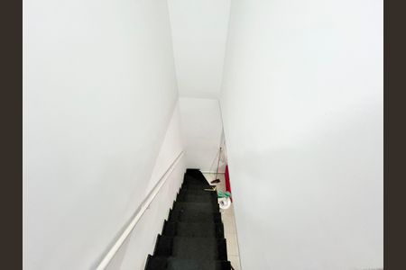 Escada de casa de condomínio à venda com 2 quartos, 57m² em Vila Aurora (zona Norte), São Paulo