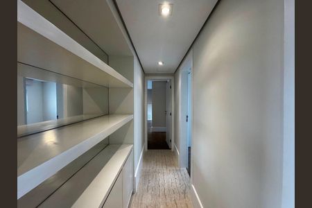 Apartamento à venda com 206m², 3 quartos e 3 vagas