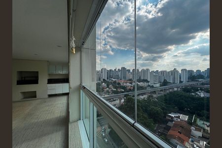 Apartamento à venda com 206m², 3 quartos e 3 vagas
