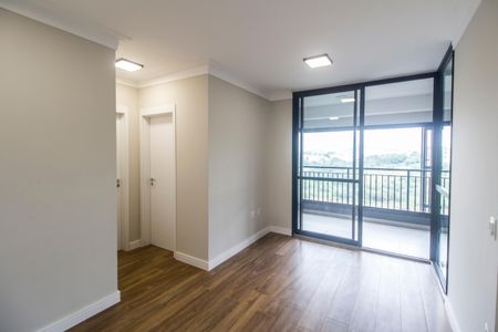 Sala  de apartamento para alugar com 2 quartos, 70m² em Alphaville Empresarial, Barueri