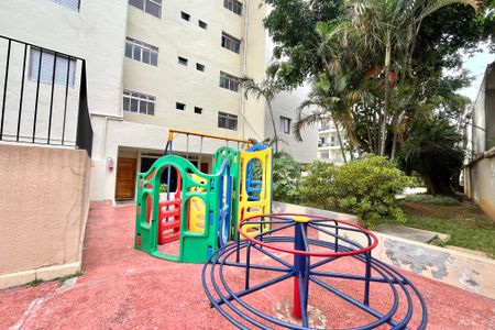 Apartamento para alugar com 67m², 2 quartos e 1 vagaÁrea comum - Playground