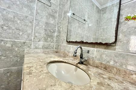 Apartamento para alugar com 67m², 2 quartos e 1 vagaBanheiro