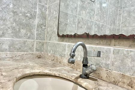 Apartamento para alugar com 67m², 2 quartos e 1 vagaBanheiro