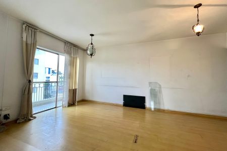 Apartamento para alugar com 67m², 2 quartos e 1 vagaSala
