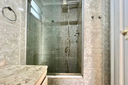 Apartamento para alugar com 67m², 2 quartos e 1 vagaBanheiro