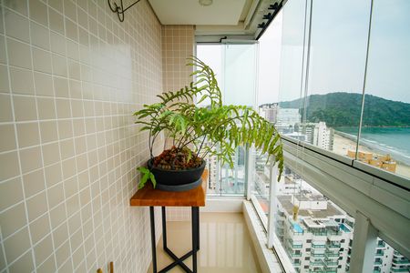 Apartamento para alugar com 201m², 4 quartos e 3 vagas Apartamento para alugar com 201m², 4 quartos e 3 vagasVaranda