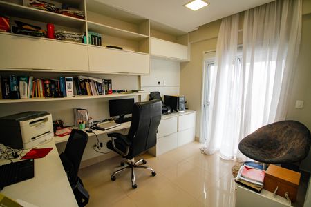 Apartamento para alugar com 201m², 4 quartos e 3 vagas Apartamento para alugar com 201m², 4 quartos e 3 vagasSuíte 3