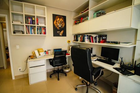 Apartamento para alugar com 201m², 4 quartos e 3 vagas Apartamento para alugar com 201m², 4 quartos e 3 vagasSuíte 3