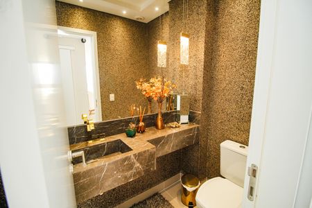 Apartamento para alugar com 201m², 4 quartos e 3 vagas Apartamento para alugar com 201m², 4 quartos e 3 vagasLavabo