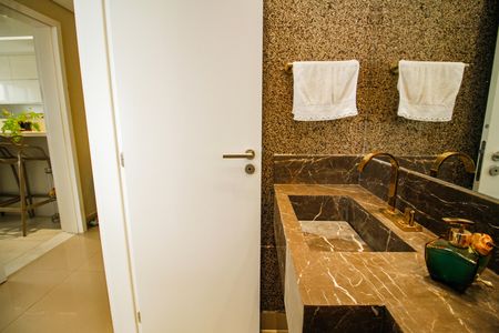 Apartamento para alugar com 201m², 4 quartos e 3 vagas Apartamento para alugar com 201m², 4 quartos e 3 vagasLavabo