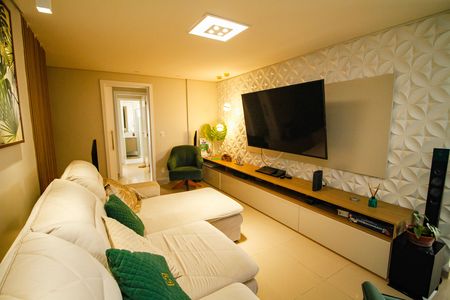 Apartamento para alugar com 201m², 4 quartos e 3 vagas Apartamento para alugar com 201m², 4 quartos e 3 vagasSala de TV