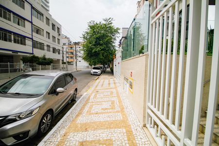 Apartamento para alugar com 201m², 4 quartos e 3 vagas Apartamento para alugar com 201m², 4 quartos e 3 vagasFachada
