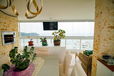 Apartamento para alugar com 201m², 4 quartos e 3 vagas Apartamento para alugar com 201m², 4 quartos e 3 vagasSala