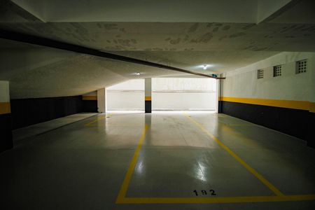 Apartamento para alugar com 201m², 4 quartos e 3 vagas Apartamento para alugar com 201m², 4 quartos e 3 vagasGaragem