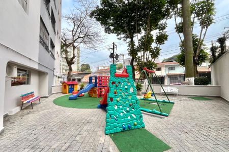 Apartamento à venda com 83m², 2 quartos e 1 vaga Apartamento à venda com 83m², 2 quartos e 1 vagaÁrea comum - Playground