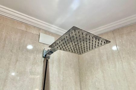 Apartamento à venda com 83m², 2 quartos e 1 vaga Apartamento à venda com 83m², 2 quartos e 1 vagaBanheiro