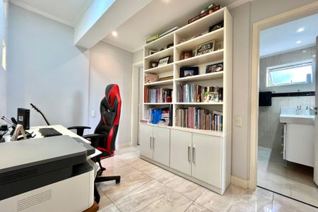 Apartamento à venda com 83m², 2 quartos e 1 vaga Apartamento à venda com 83m², 2 quartos e 1 vagaEscritório