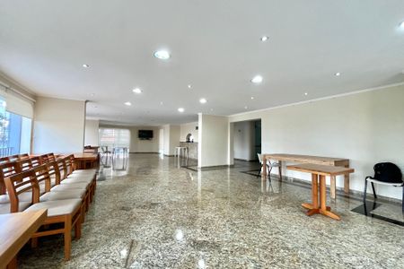 Apartamento à venda com 83m², 2 quartos e 1 vaga Apartamento à venda com 83m², 2 quartos e 1 vagaÁrea comum - Salão de festas