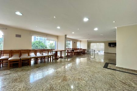 Apartamento à venda com 83m², 2 quartos e 1 vaga Apartamento à venda com 83m², 2 quartos e 1 vagaÁrea comum - Salão de festas