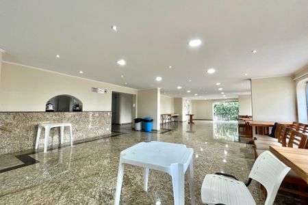 Apartamento à venda com 83m², 2 quartos e 1 vaga Apartamento à venda com 83m², 2 quartos e 1 vagaÁrea comum - Salão de festas