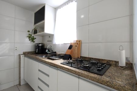 Apartamento à venda com 41m², 2 quartos e 1 vagaCozinha - Armários