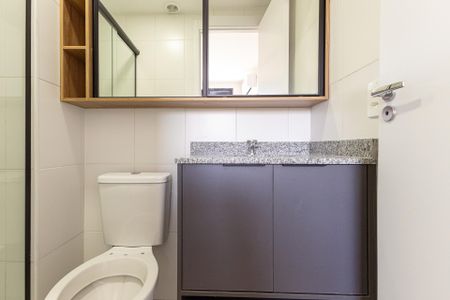 Apartamento para alugar com 38m², 1 quarto e sem vaga Apartamento para alugar com 38m², 1 quarto e sem vagaBanheiro da Suíte